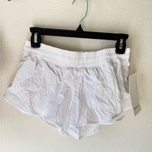 NWT Lululemon Hotty Hot Low-Rise Lined Shorts 2.5”